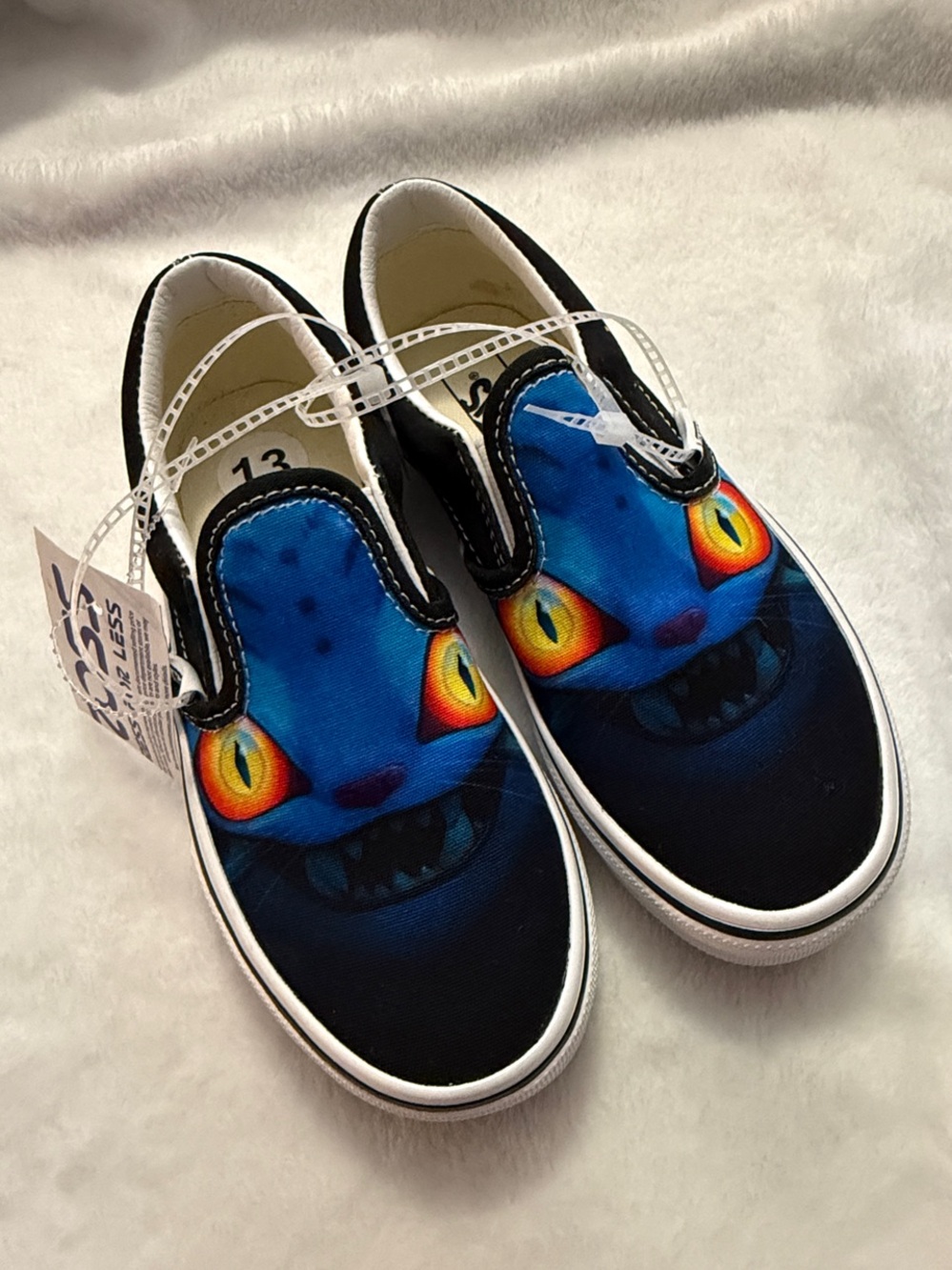 Vans Classic Slip-On KPop Demon Hunters Derpy Tiger Shoes Size 13 Kids *READ*